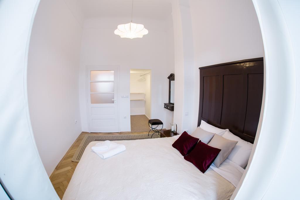 Neo Apartment Eroilor Cluj-Napoca Eksteriør billede